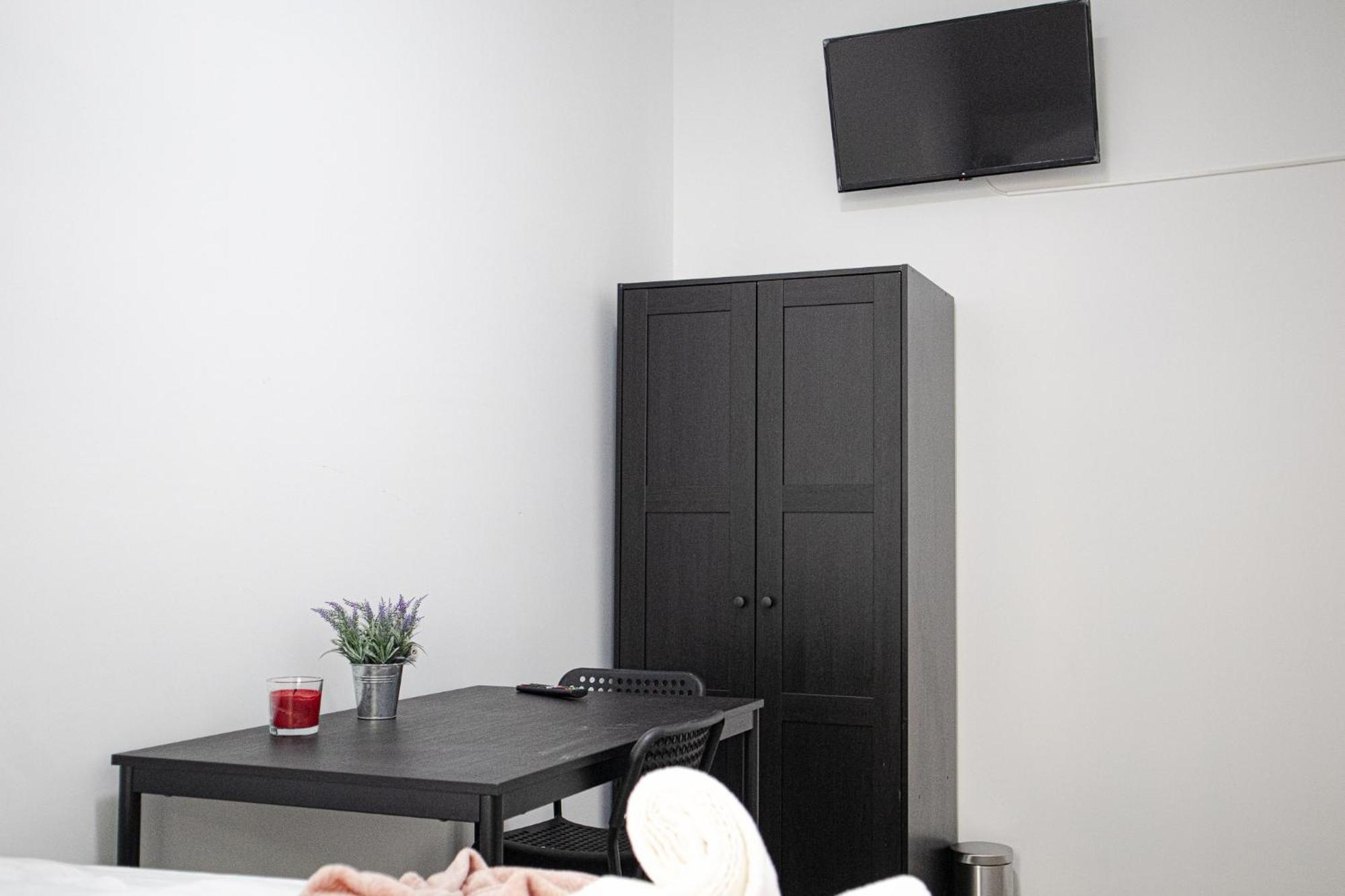 Affordable 5-Br Shared Apartment / Enkplatz U3 Getaway 비엔나 외부 사진