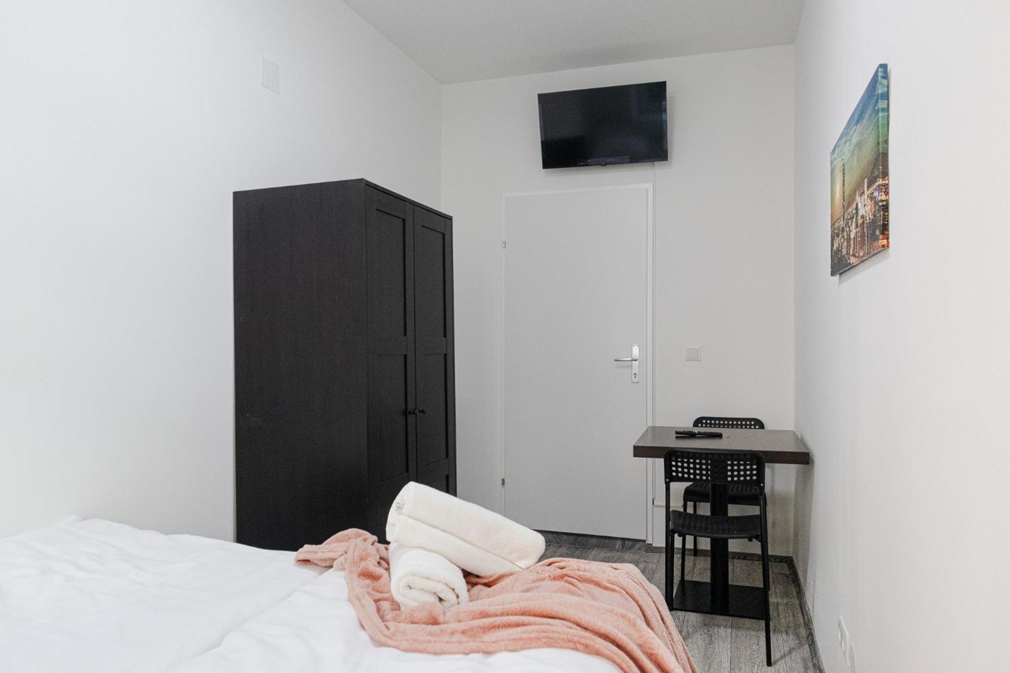 Affordable 5-Br Shared Apartment / Enkplatz U3 Getaway 비엔나 외부 사진