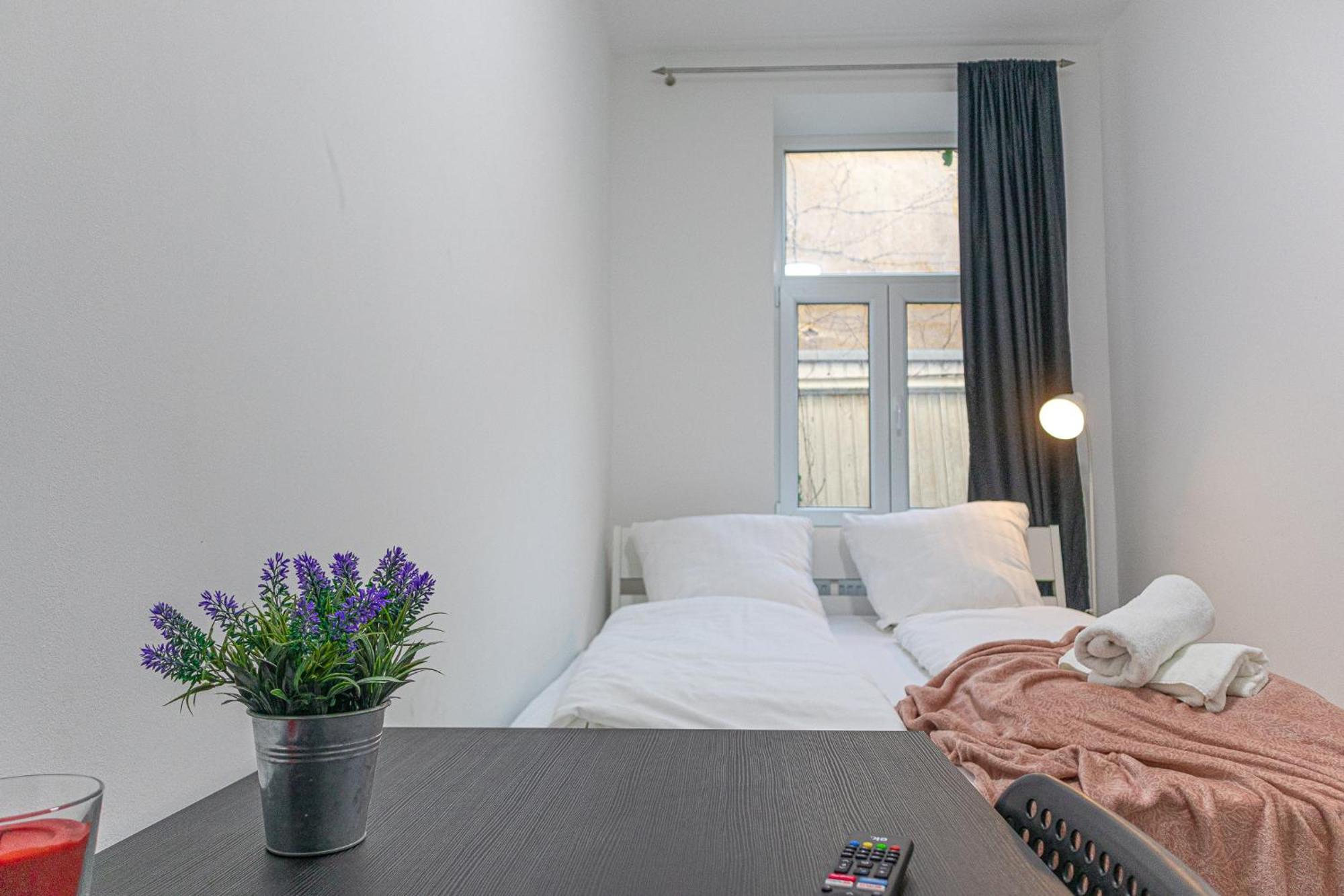 Affordable 5-Br Shared Apartment / Enkplatz U3 Getaway 비엔나 외부 사진